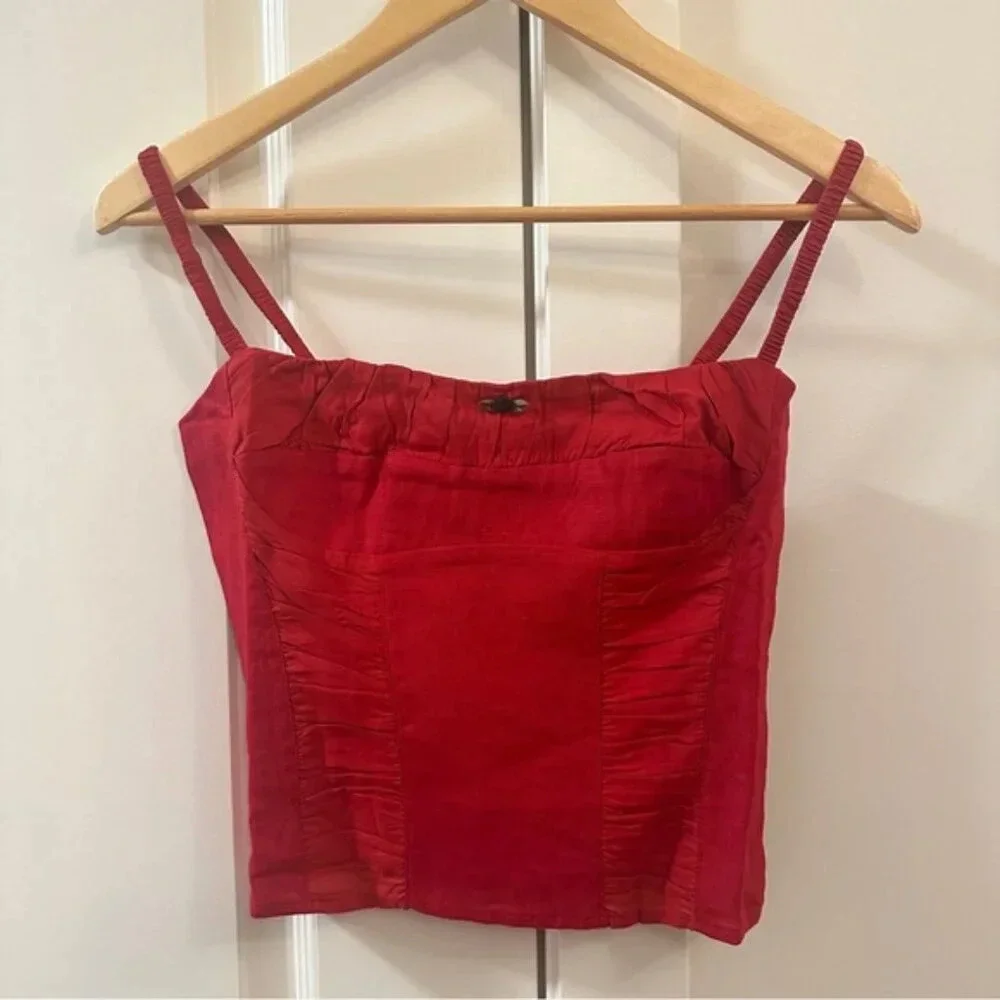 NEW Reformation Emery Linen Top in Lipstick Red Flower Detail | size 0 - Picture 6 of 11